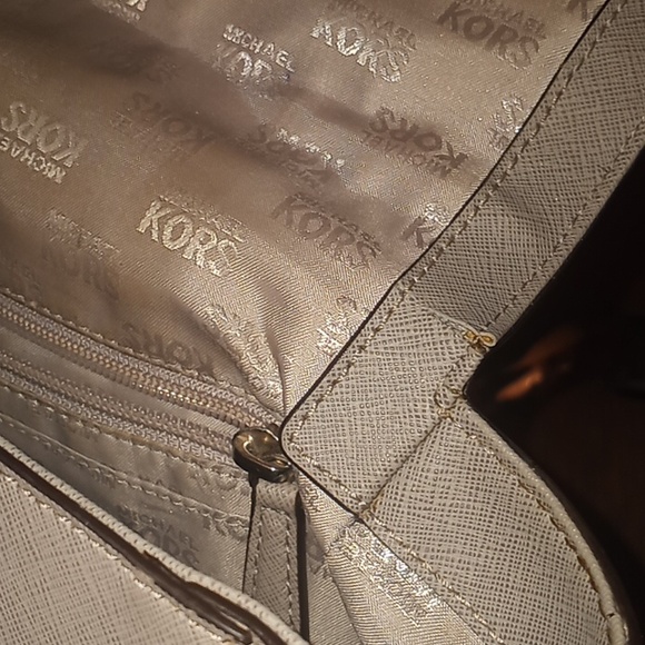 MICHAEL Kors Tina Studded Satchel gray 2 styles Handbag or Shoulder Bag - Picture 15 of 16